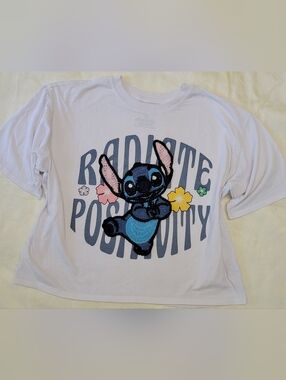 Disney Stitch Graphic T Shirt  M  White Lilo & Stitch Textured Applique Tee